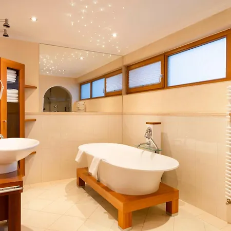 Bergkranz מלון 3*