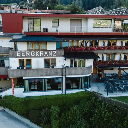 Bergkranz 3* מידרס