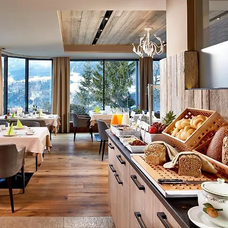 Bergkranz מידרס