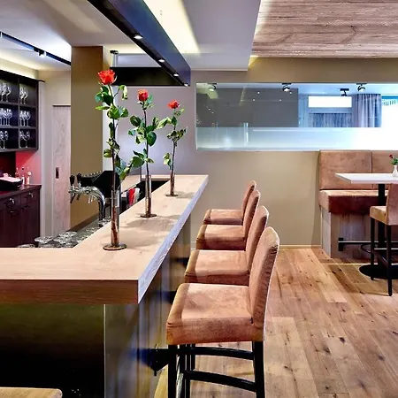 博尔格克兰西酒店 3*
