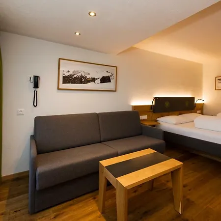 מלון Bergkranz מידרס