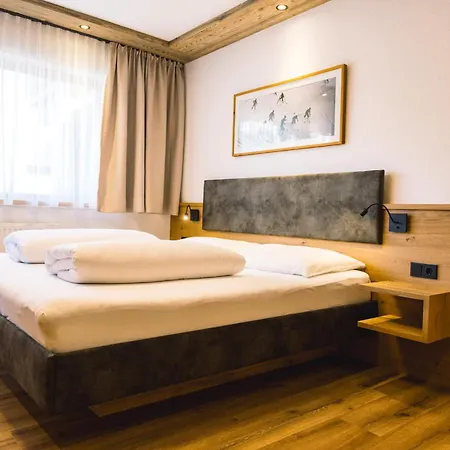 Hotel Bergkranz 3*